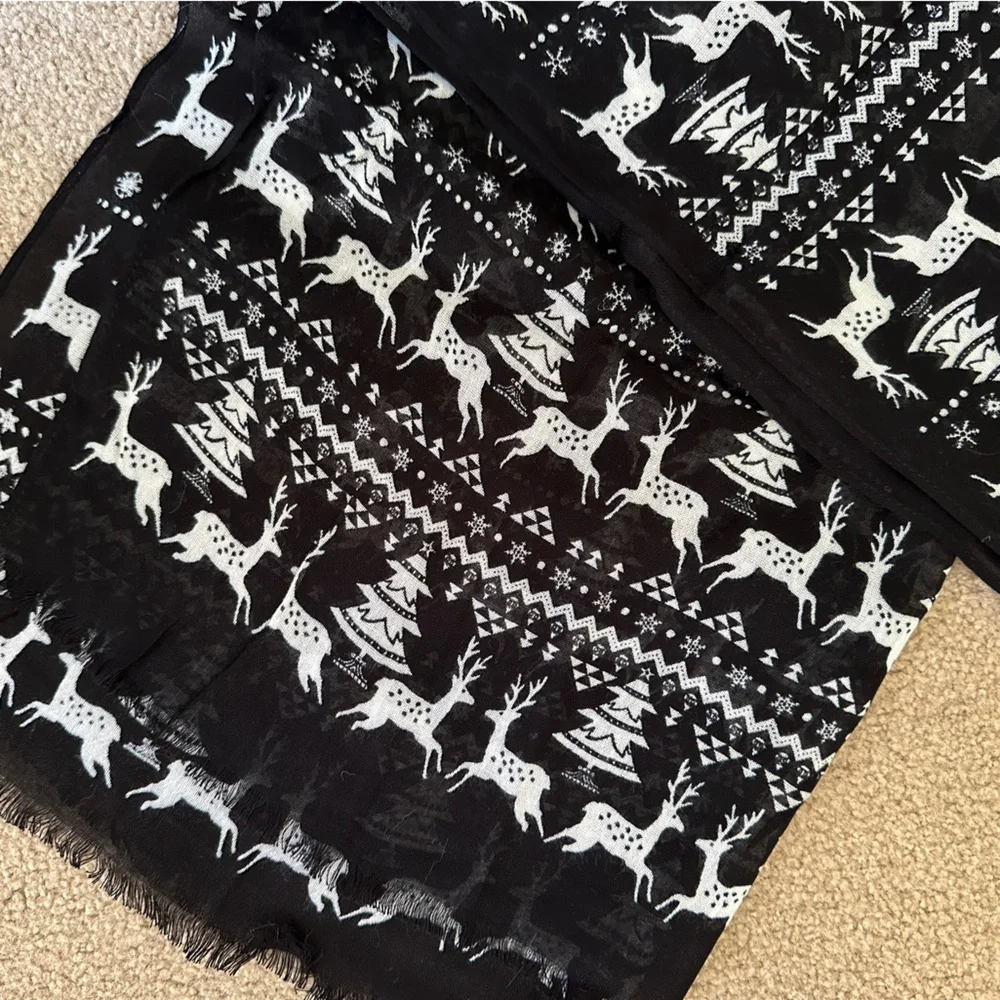 Holiday scarf/wrap